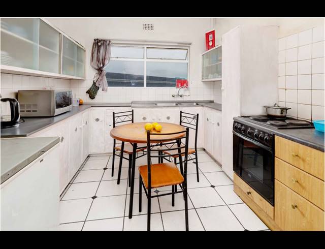 2 bed property to rent in OAKDALE